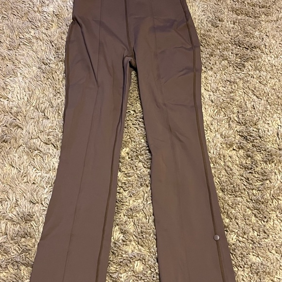 NWT Halara 7/8 length tummy control work pants Small - Picture 3 of 3